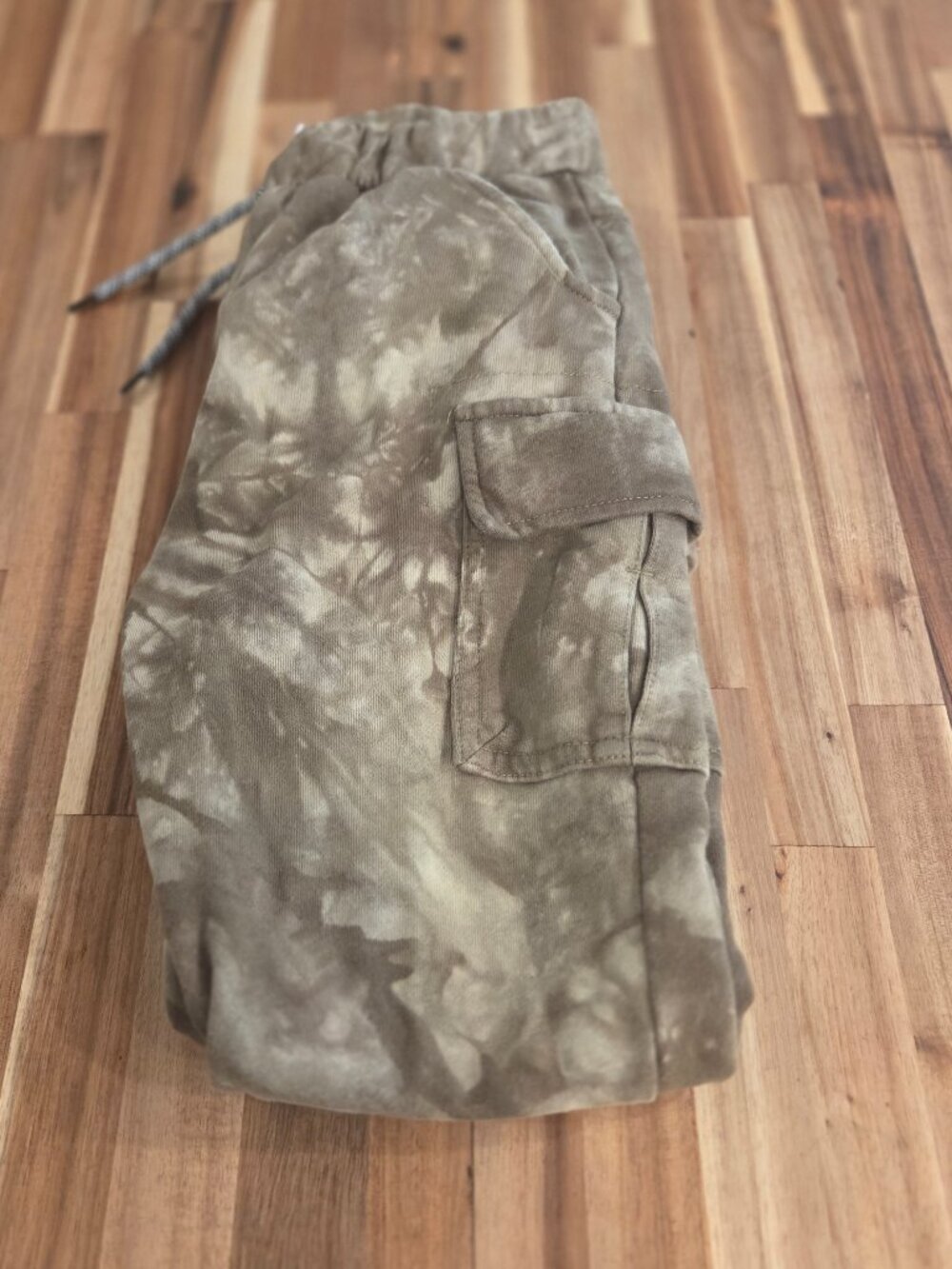Appaman tie-dye joggers